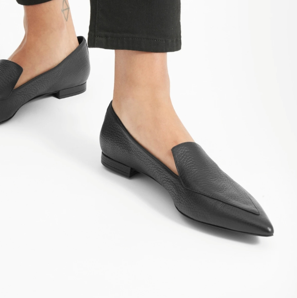 NWT Everlane Boss Flat Pointed Loafers